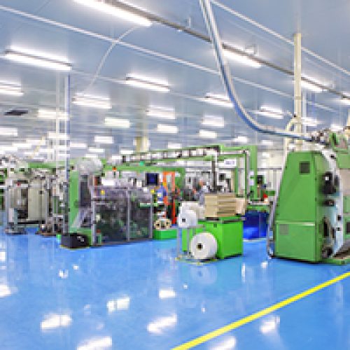 reichelt lighting being used in a factory